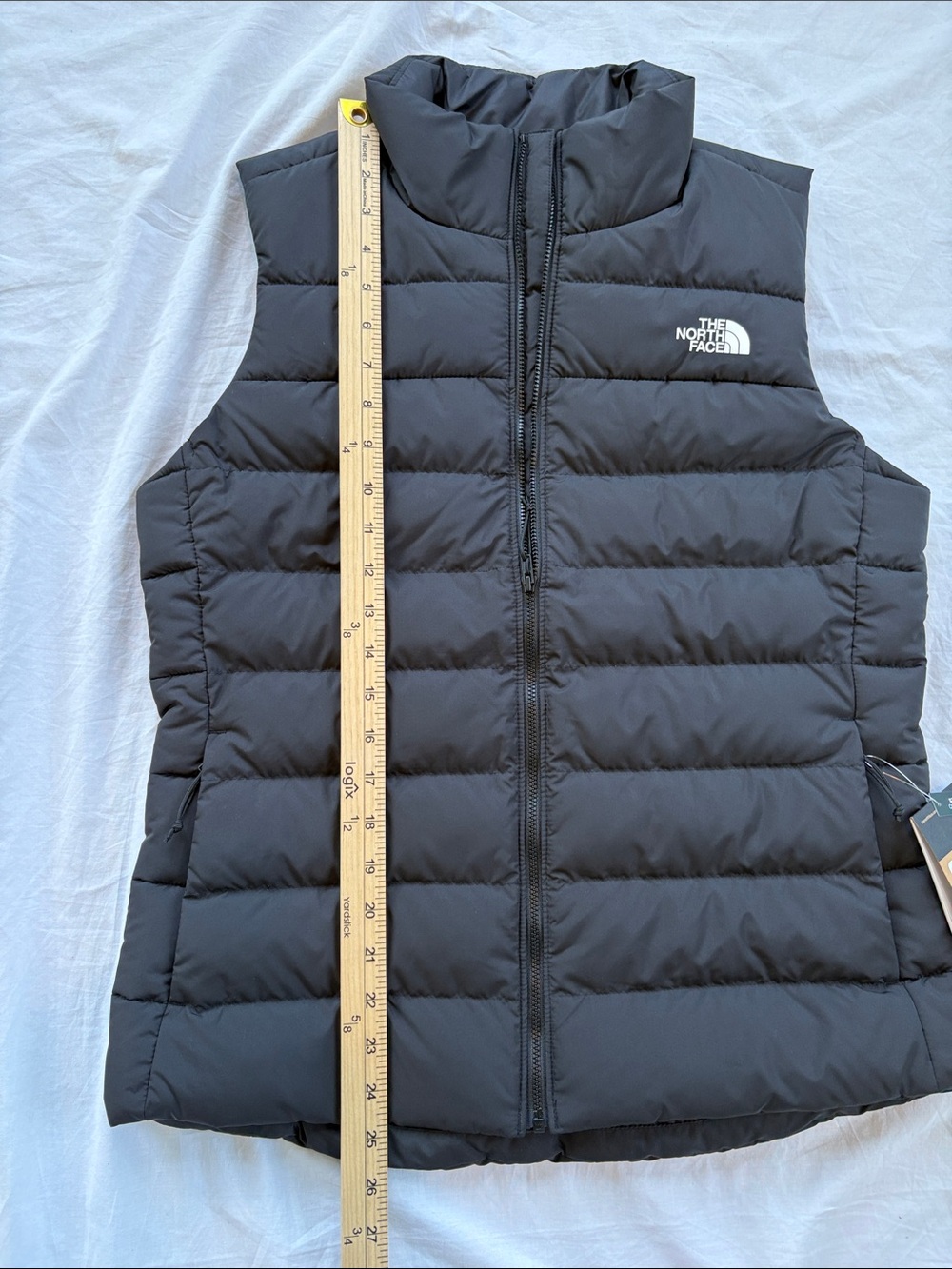 NWT - North Face Aconcagua 3 Vest Women’s Medium Black Quilted Packable Down - Picture 11 of 12